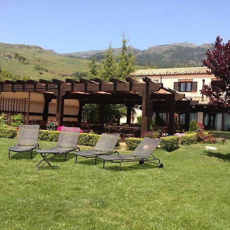 Agriturismo Terravecchia Villa Castellana Sicula Bagian luar foto